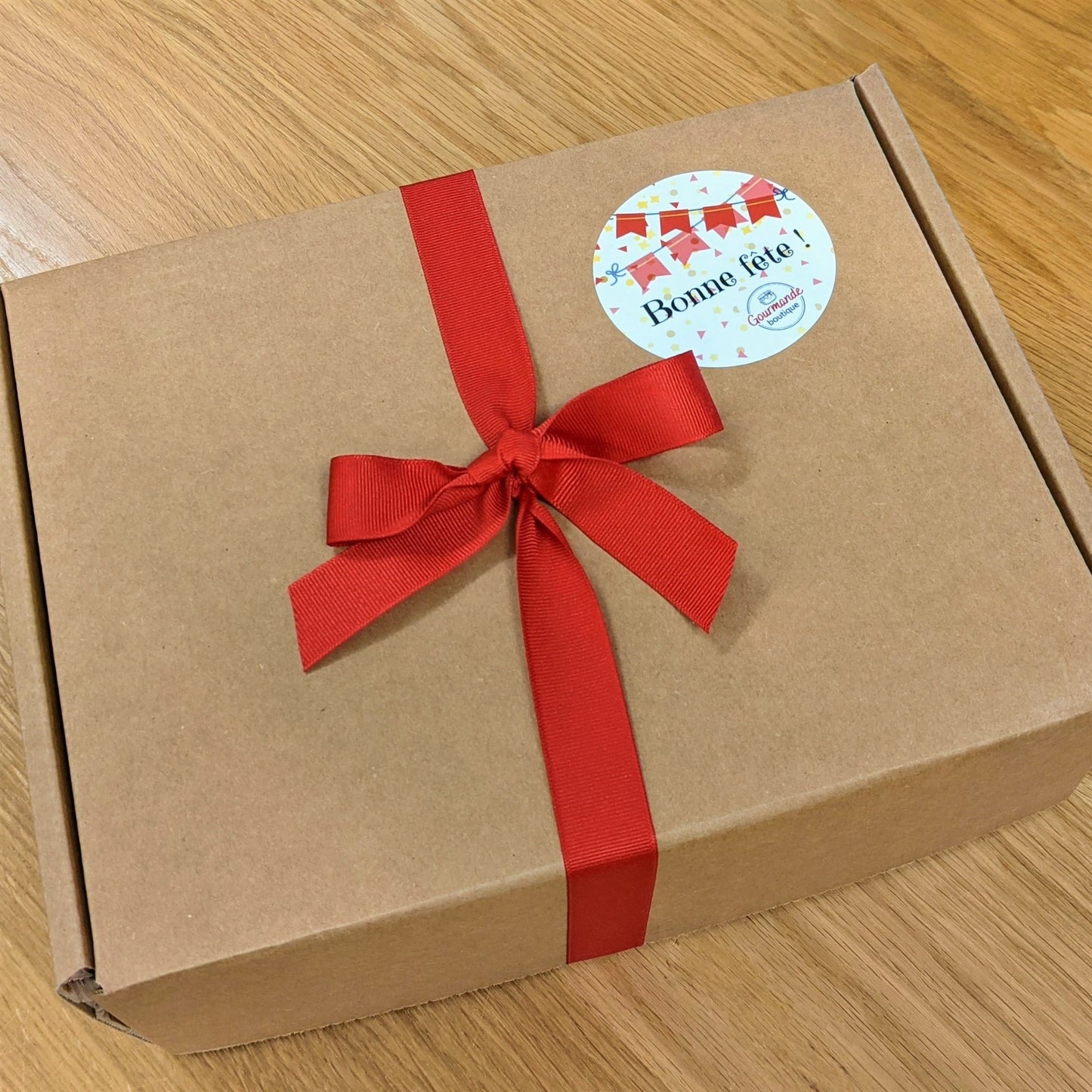 Gift wrapping - Happy Birthday